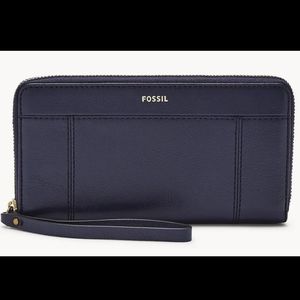 NWT Fossil RFID Zip Wallet